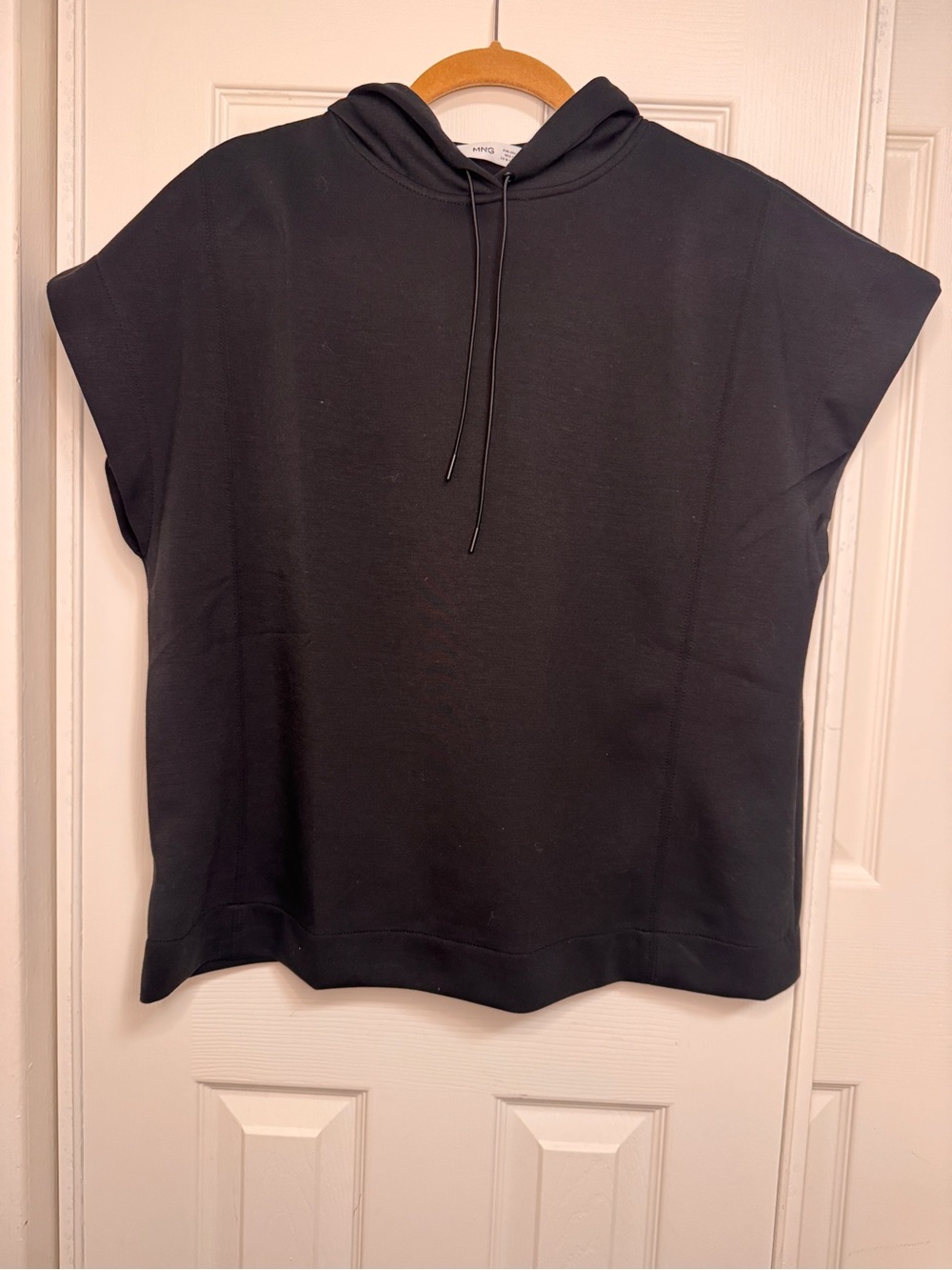 Mango Black Boxy Short-Sleeve Hoodie
